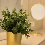 Aparthotel Pure - For Up To 5 Guests Near Uber Arena, Central, Stylish Berlijn