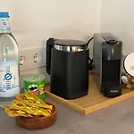 Pure - For Up To 5 Guests Near Uber Arena, Central, Stylish 4*