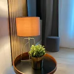 Aparthotel Pure - For Up To 5 Guests Near Uber Arena, Central, Stylish