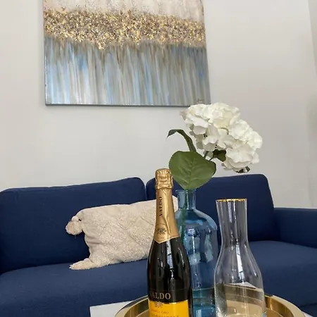 Pure - Luxury At Pure Living In Center Апарт-отель