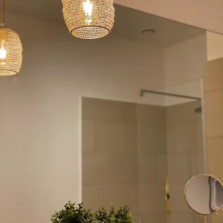 Aparthotel Pure - Luxury At Pure Living In Center 4*