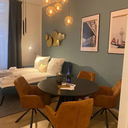 Aparthotel Pure - Luxury At Pure Living In Center 4*