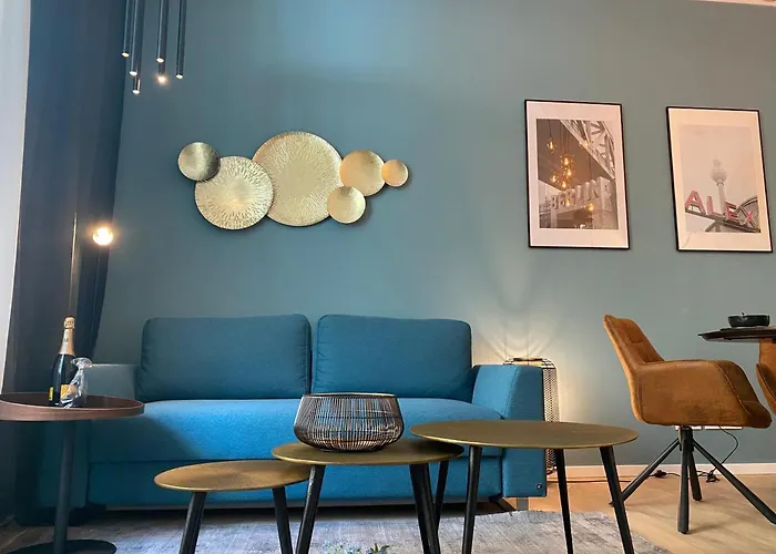 Pure - For Up To 5 Guests Near Uber Arena, Central, Stylish 4* Berlin