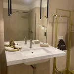Aparthotel Pure - For Up To 5 Guests Near Uber Arena, Central, Stylish 4*