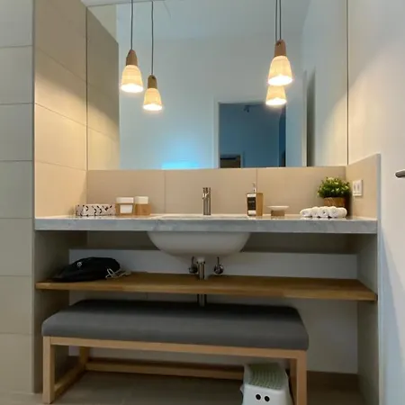 Pure - Luxury At Pure Living In Center