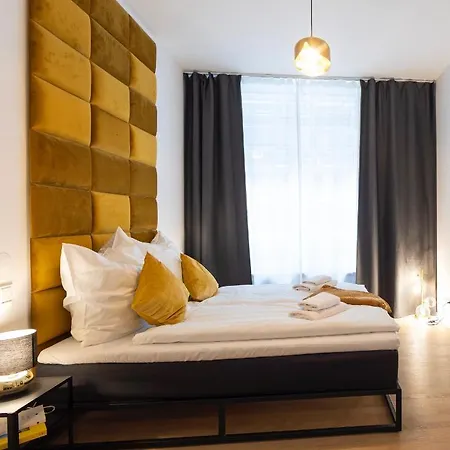 Pure - Luxury At Pure Living In Center