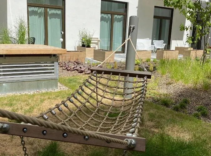 Апарт-отель Pure Berlin Apartments - For Up To 5 Guests Near Uber Arena, Central, Stylish 4*