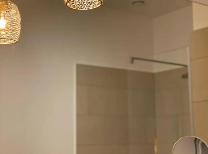 Apartahotel Pure - Luxury At Pure Living In Center 4*