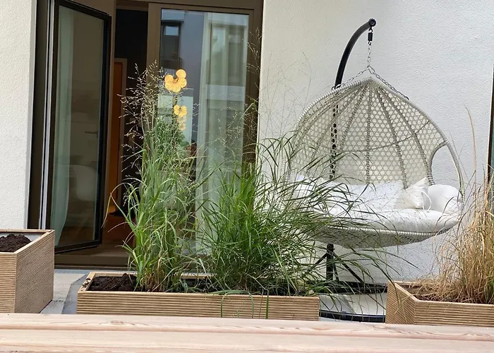 Pure Berlin Apartments - For Up To 5 Guests Near Uber Arena, Central, Stylish Апарт-отель Берлин